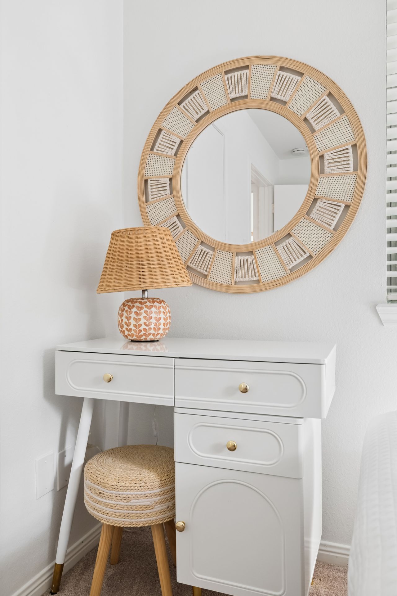 Bedroom Nightstand details